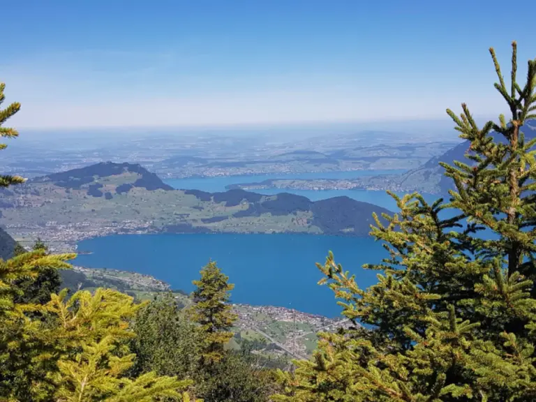 Diese fantastische Aussicht genoss Anna Krattiger aus Oberdorf auf dem Stollen, einem Aussichtspunkt auf der Klewenalp im Kanton Nidwalden.